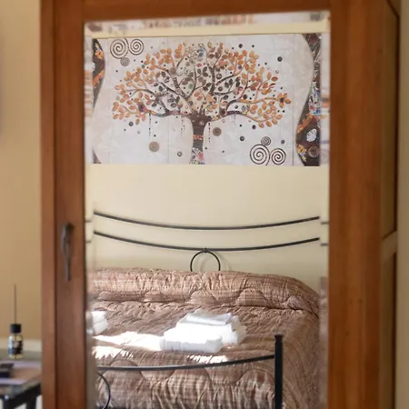 Casa de Férias L'olmo E La Seta San Floro